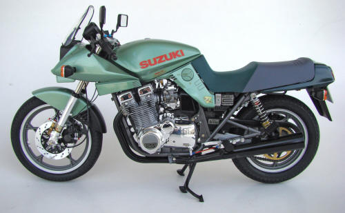 Japan Tamiya 1/6 Motorcycle Series No.25 Suzuki GSX 1100S Katana Plastic Model 