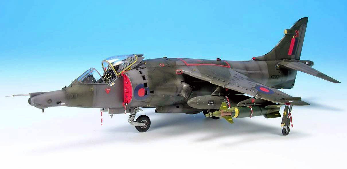 Airfix 1/72 Harrier GR 3 - BAE Hawker Malvinas - iModeler