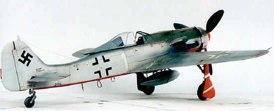 Fw190d_05.jpg (58424 bytes)