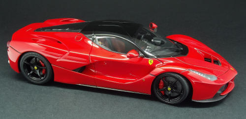 Tamiya Ferrari - LaFerrari 1:24 - build review - Scale Modelling Now