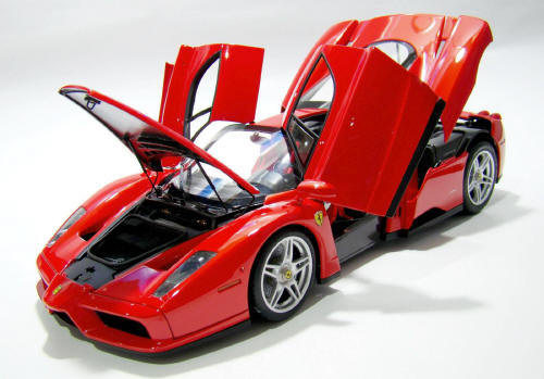  Tamiya Enzo Ferrari with Detailed Parts 1/24 Scale Model  Building Kit : Toys & Games