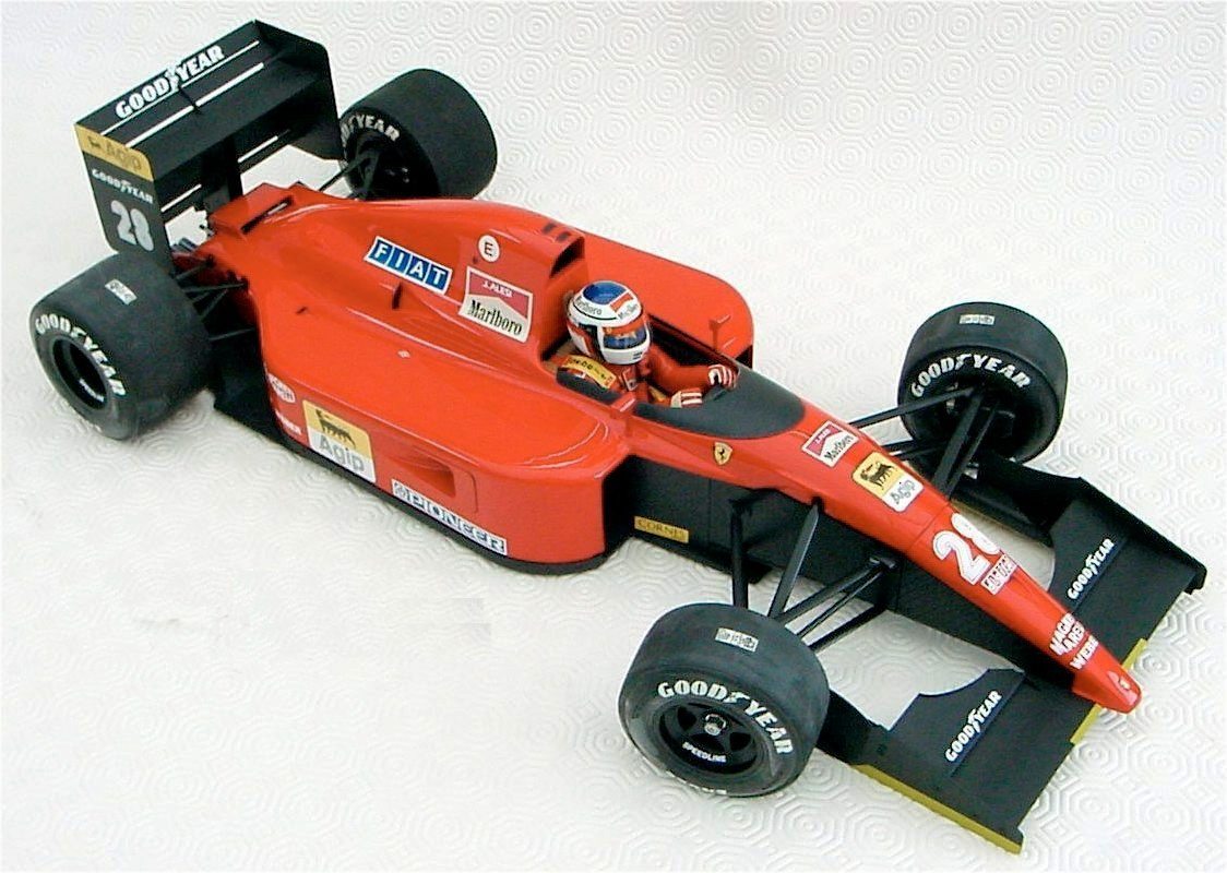 ません Ferrari - ROSSO 1/8Ferrari 643 サイズ